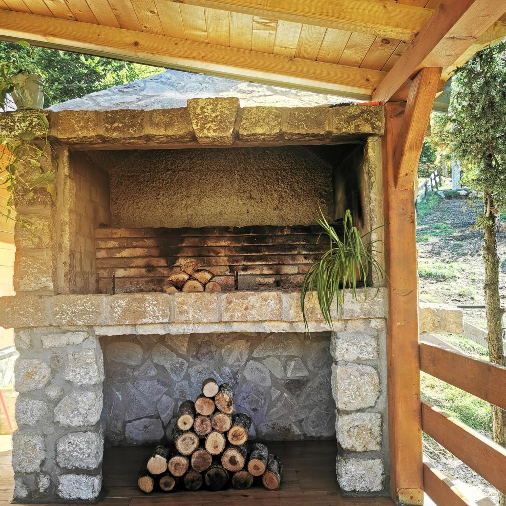 Oasis Of Peace Apartment Cetinje Bagian luar foto